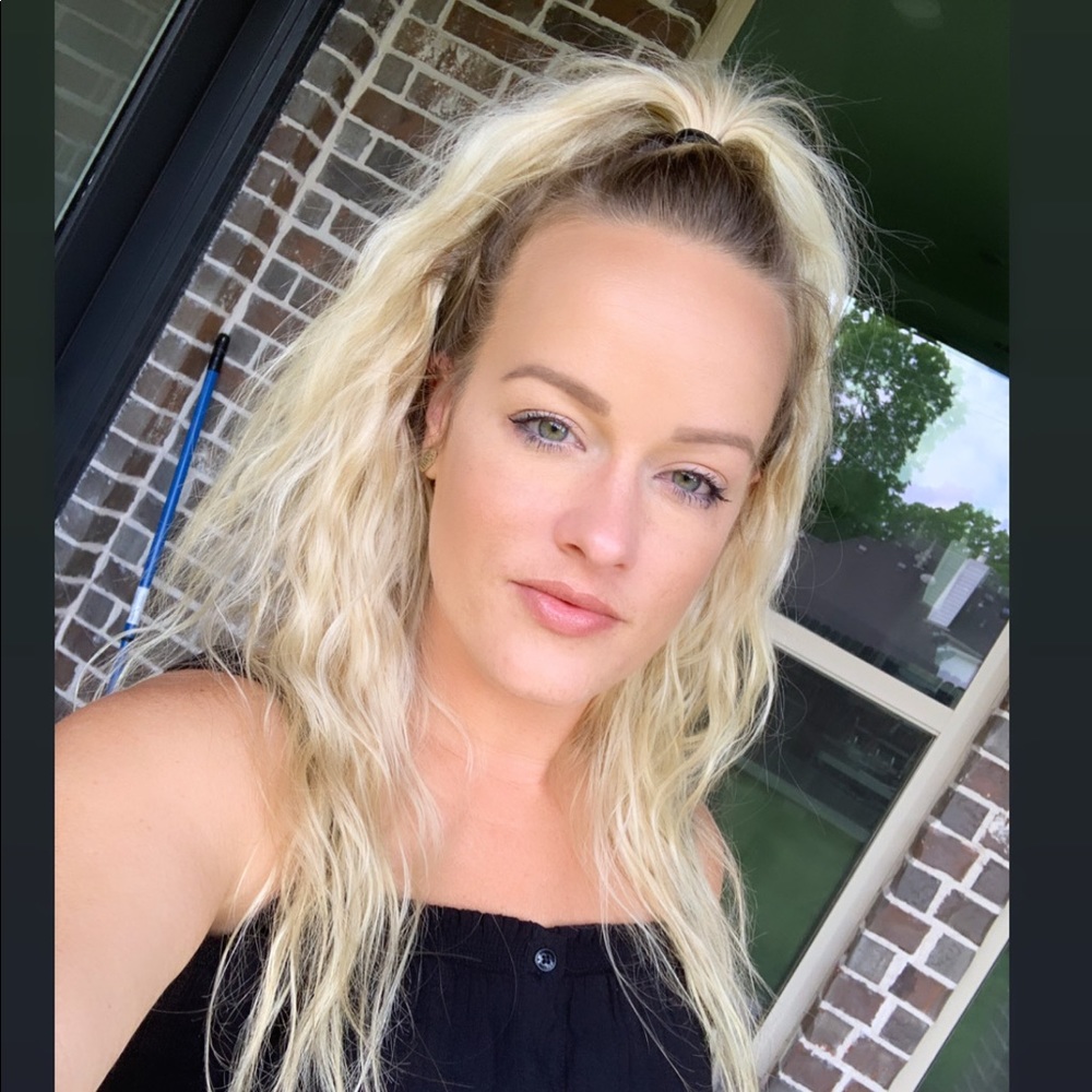 Meet your Posher, Lindsey